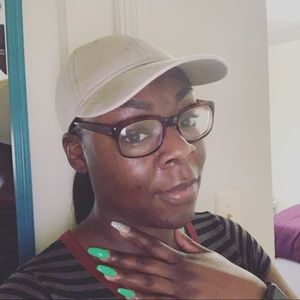 Meet your Posher, Brittany